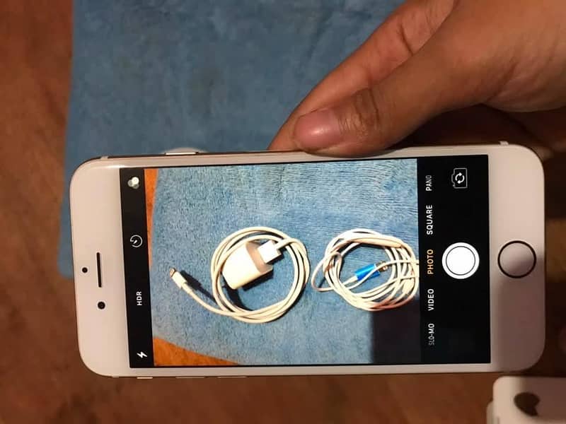 Apple iPhone 6S Plus 4
