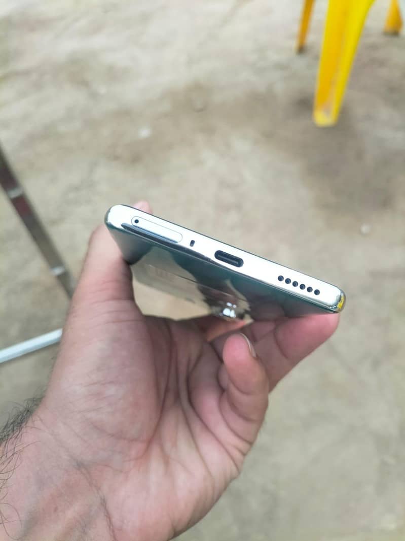Tecno CAMON 40 Pro 3