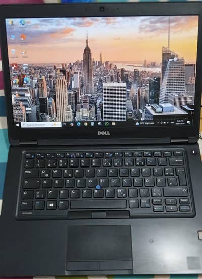 DELL Latitude 5480 (8/256) Graphics Card 2GB.