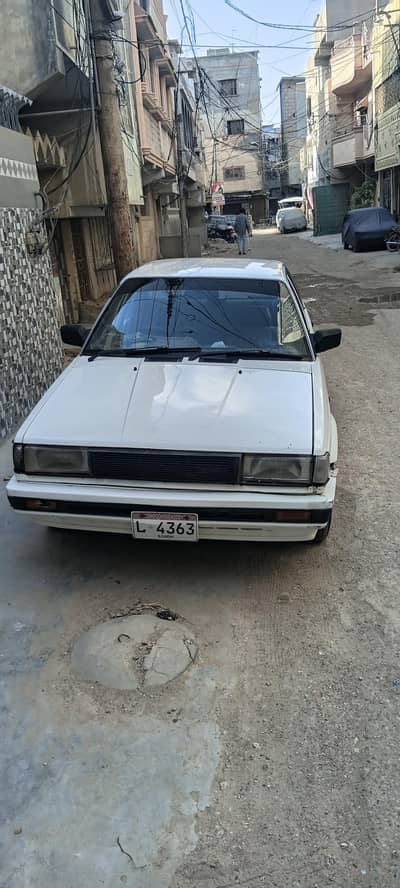 Nissan Sunny 1988 B12