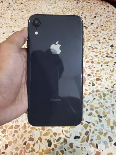 Apple iPhone XR