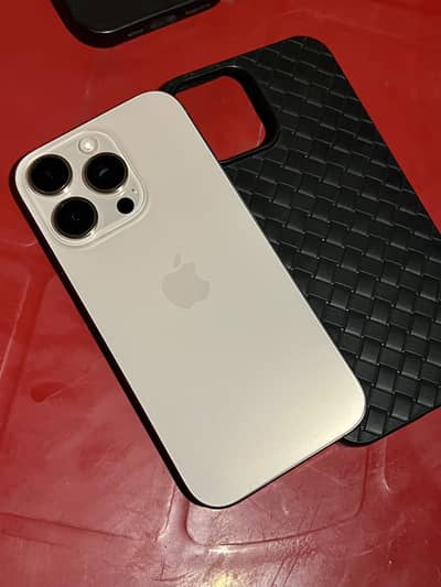 Apple iPhone 16 Pro Jv desert titanium