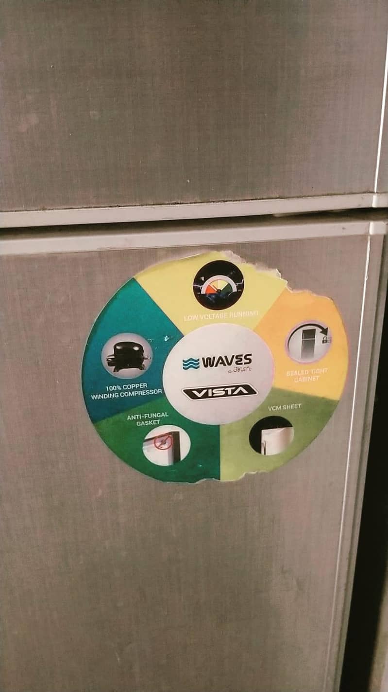 waves fridge 0