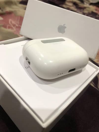 selling Apple airpods pro 3 Latest