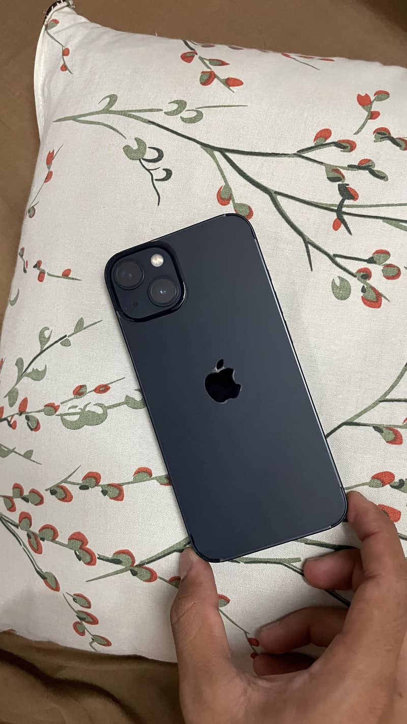 iPhone 13 1