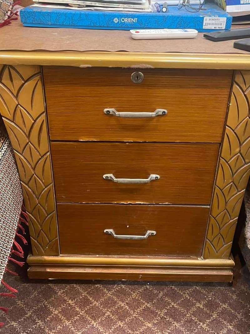 One Bed With Two side Tables & one Dressing Table 3