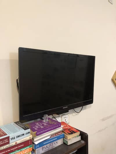 32 inches LED