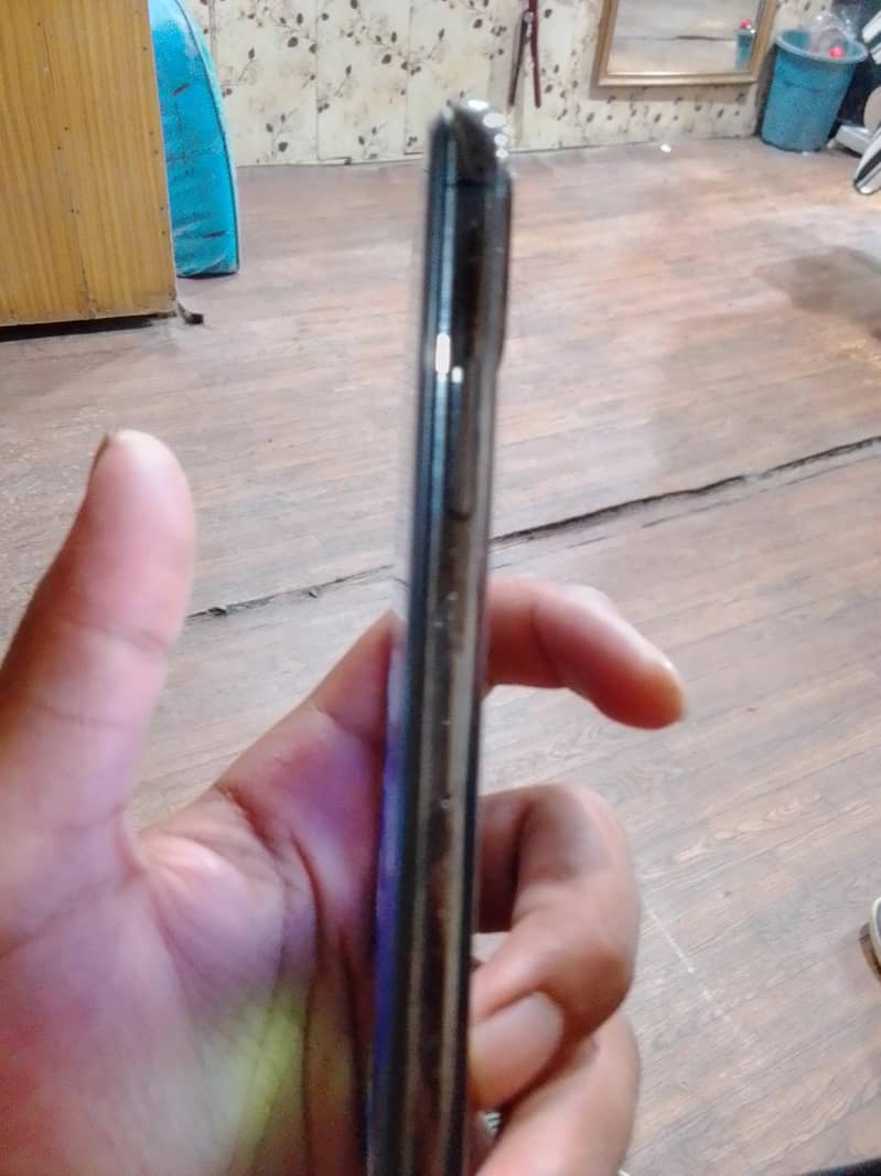 Apple iPhone X 1