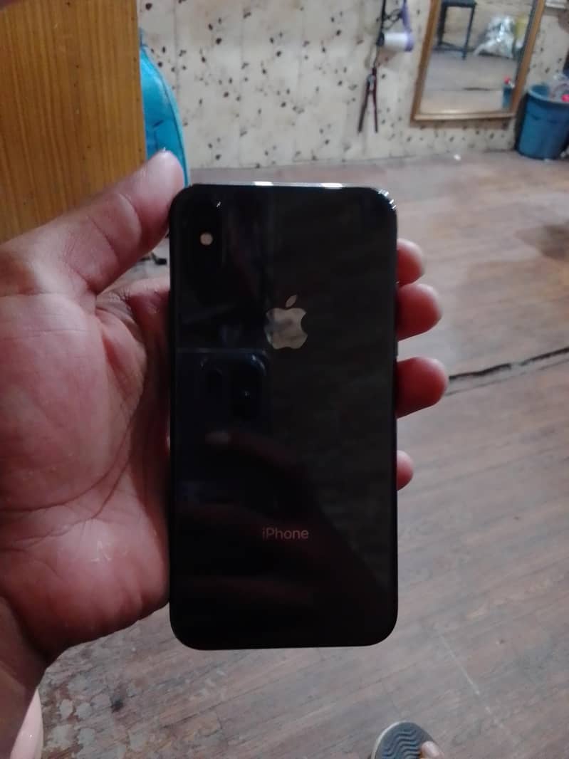 Apple iPhone X 3