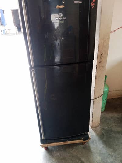 Dawlance Refrigerator Medium size ( All ok )