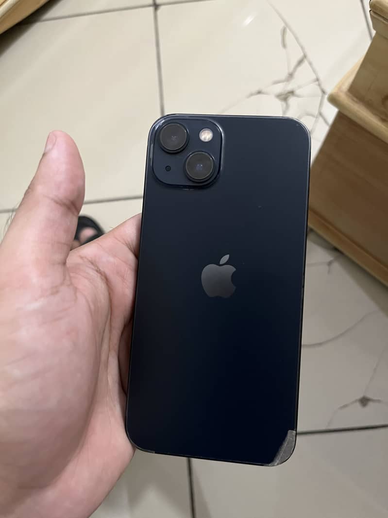 Apple iPhone 13 0