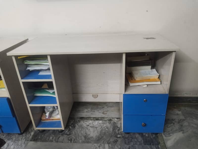 Kids Study Table (Full length) 2