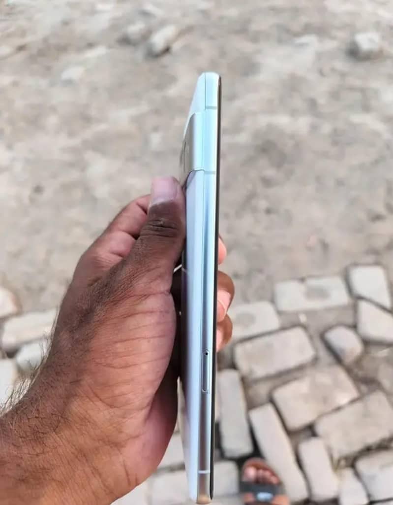 Google Pixel 7 Pro 2