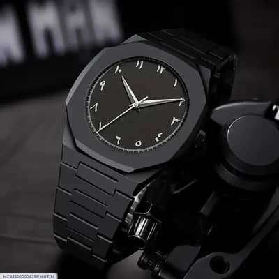 •  Material: Carbon Fiber