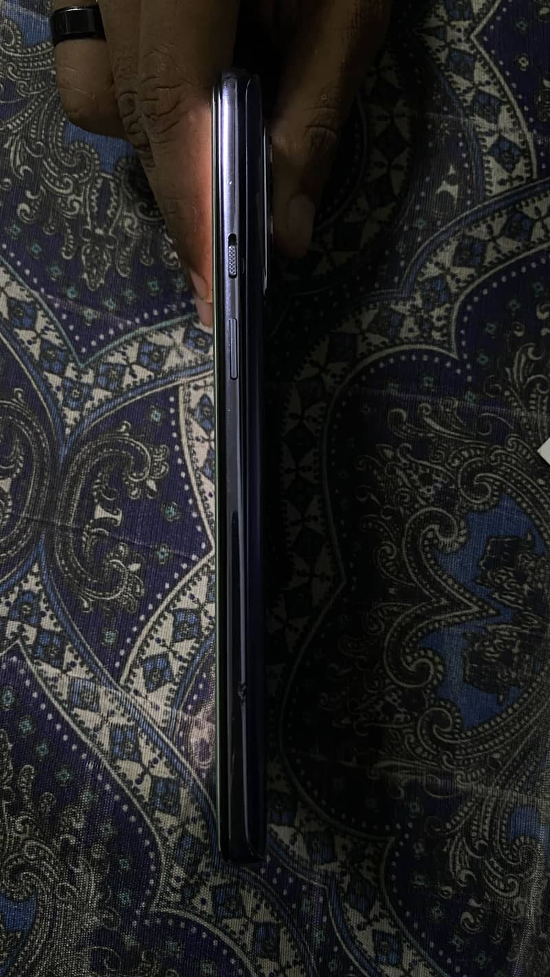 One Plus 9 5G 1