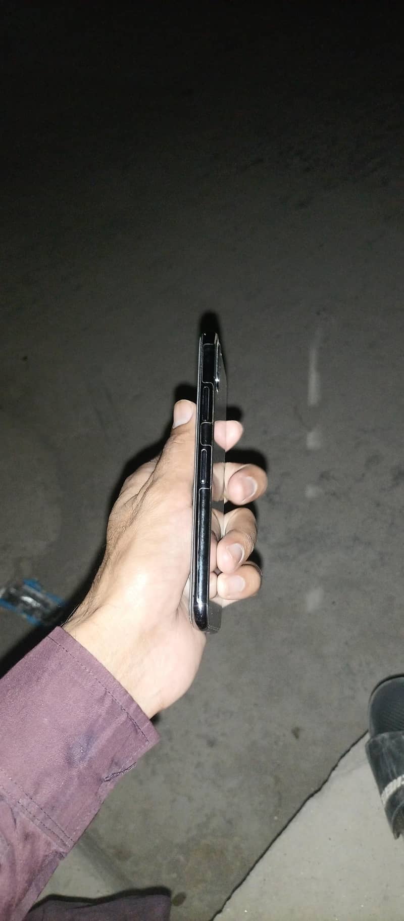 Apple iPhone X 4