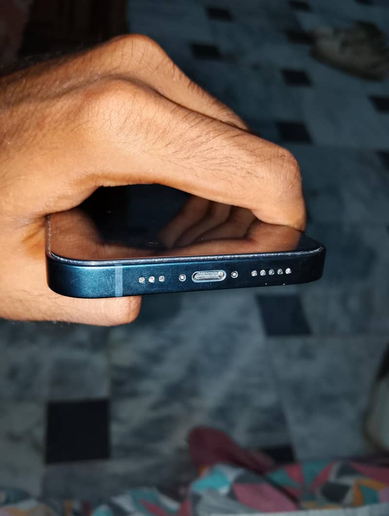 Apple iPhone 14 2