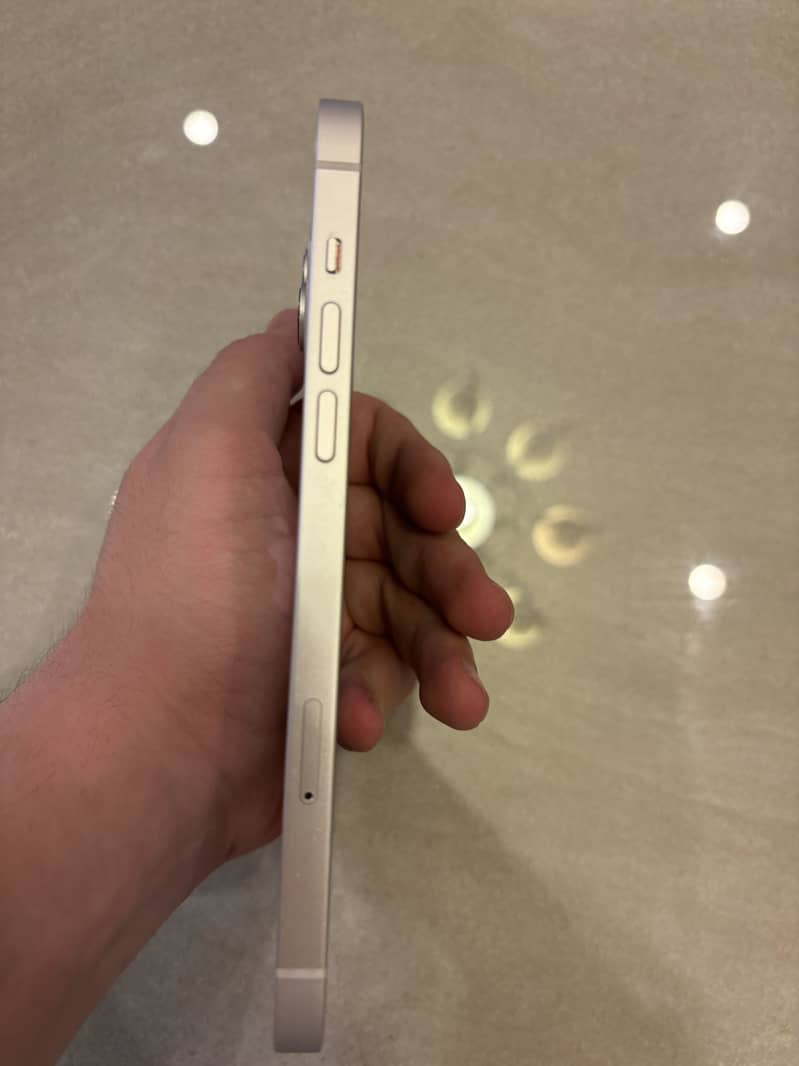 Apple iPhone 14 plus 1