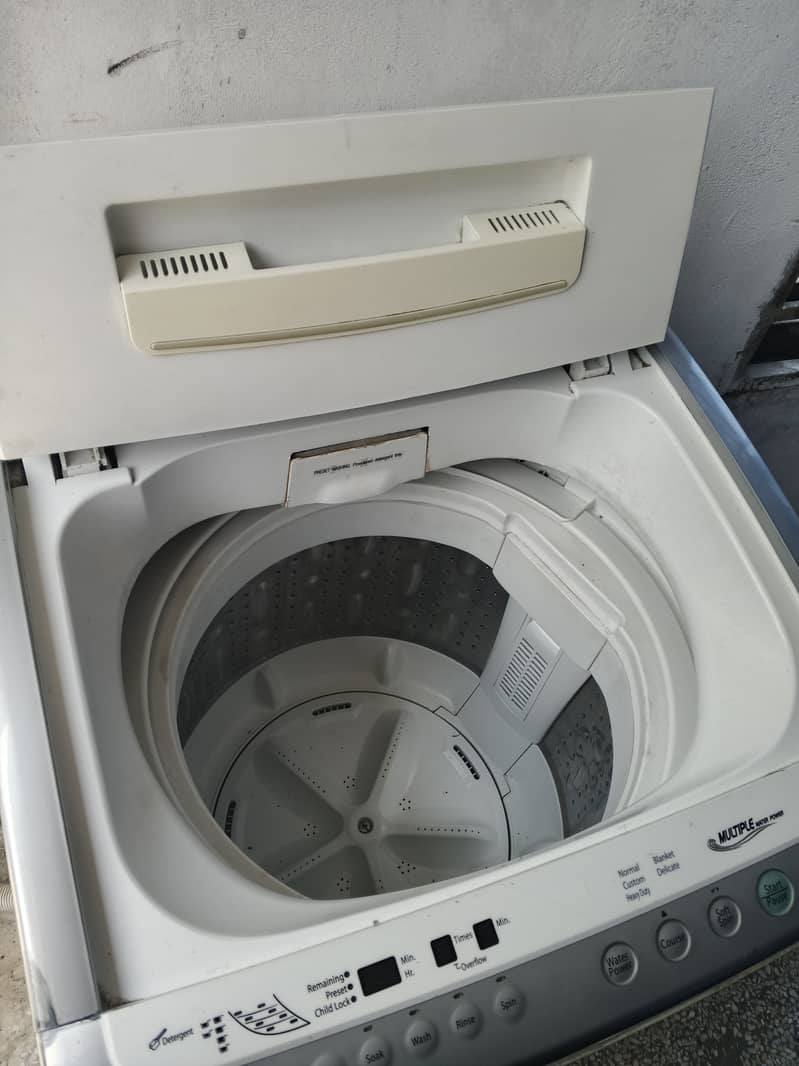 Dawlance Automatic Washing Machine 6