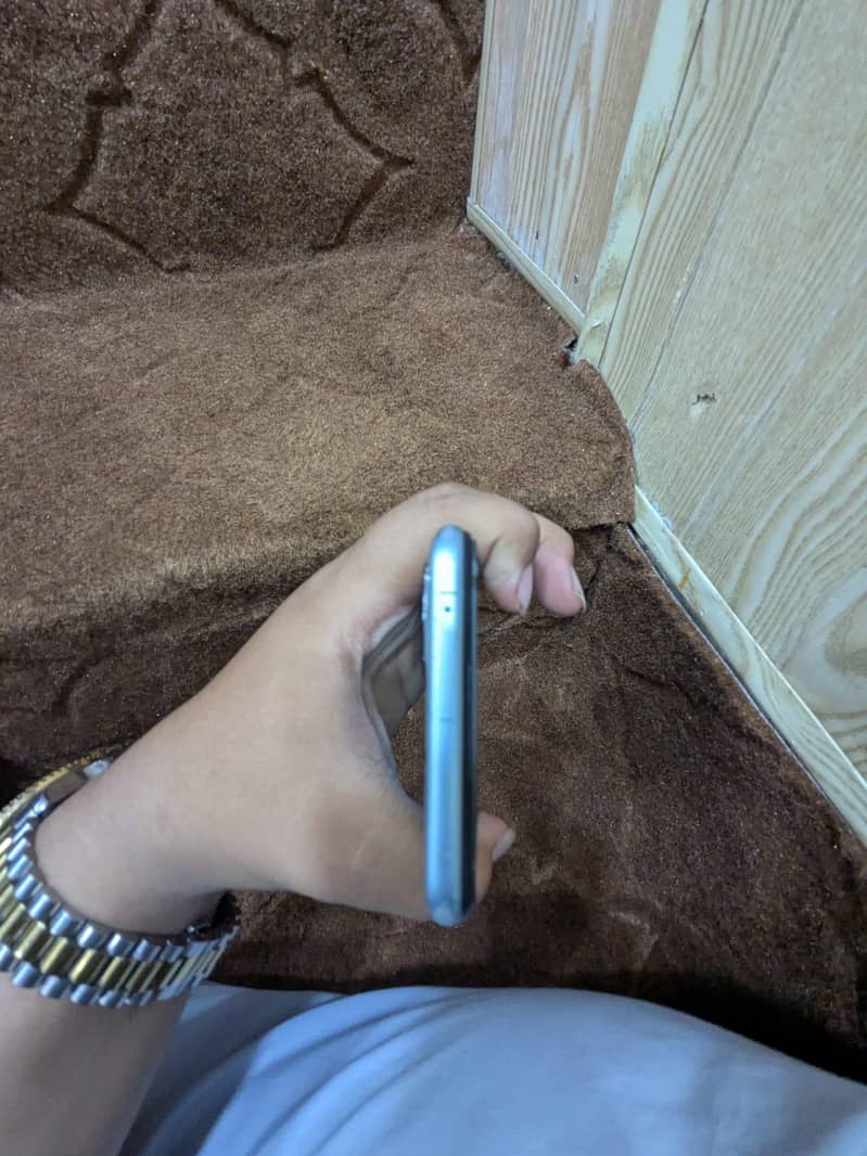 OPPO A76 5