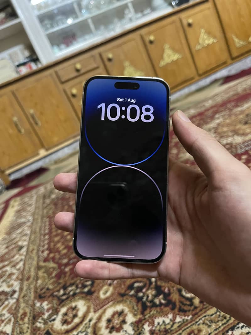 Apple iPhone 14 Pro 1