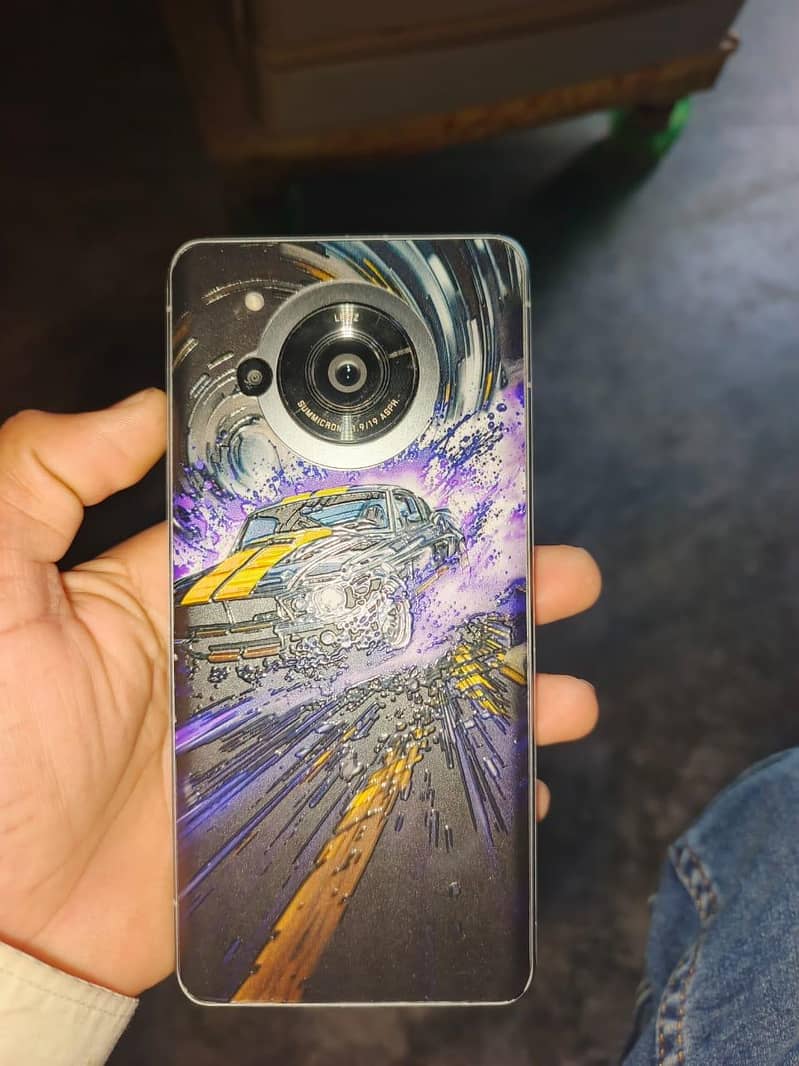 Sharp Aquos Sense7 0