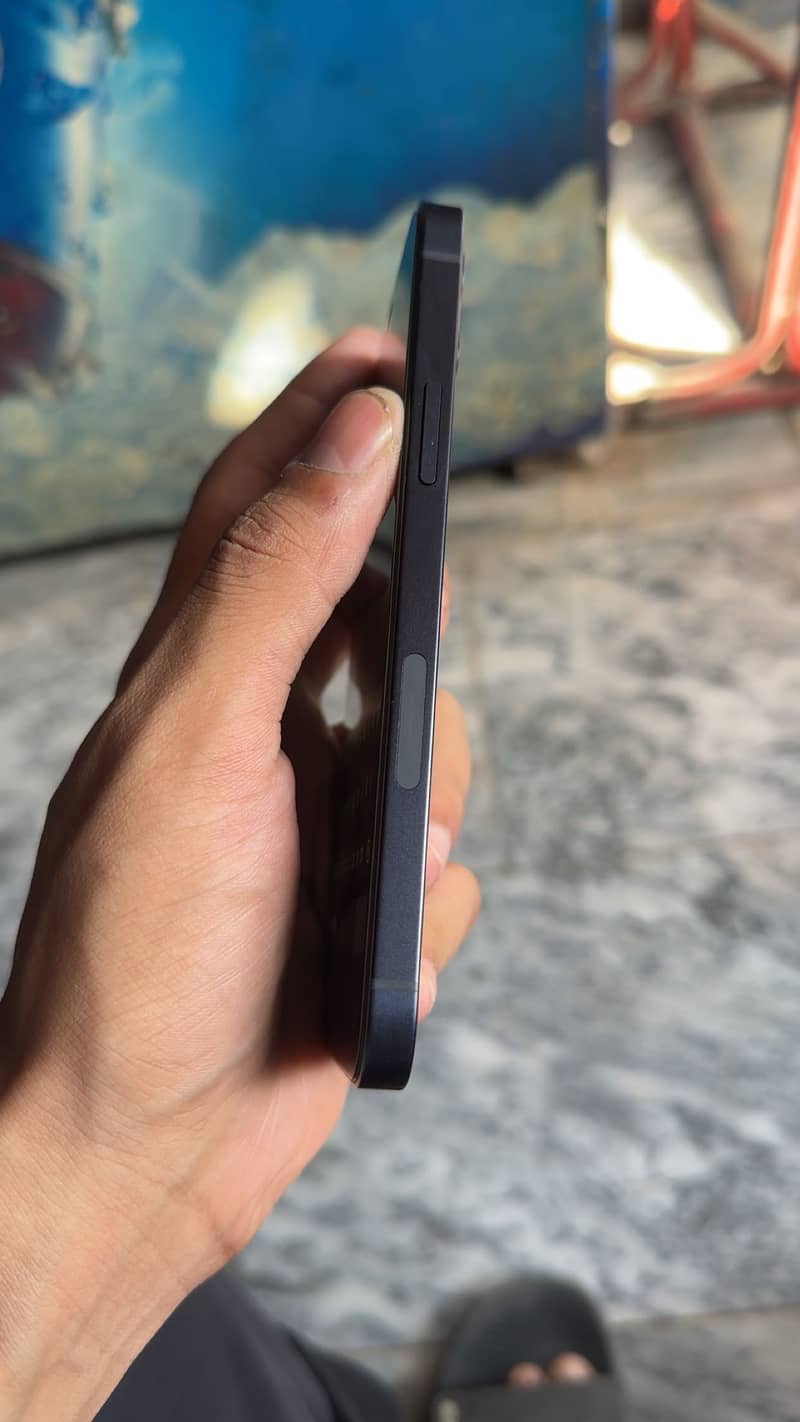 Apple iPhone 12 5