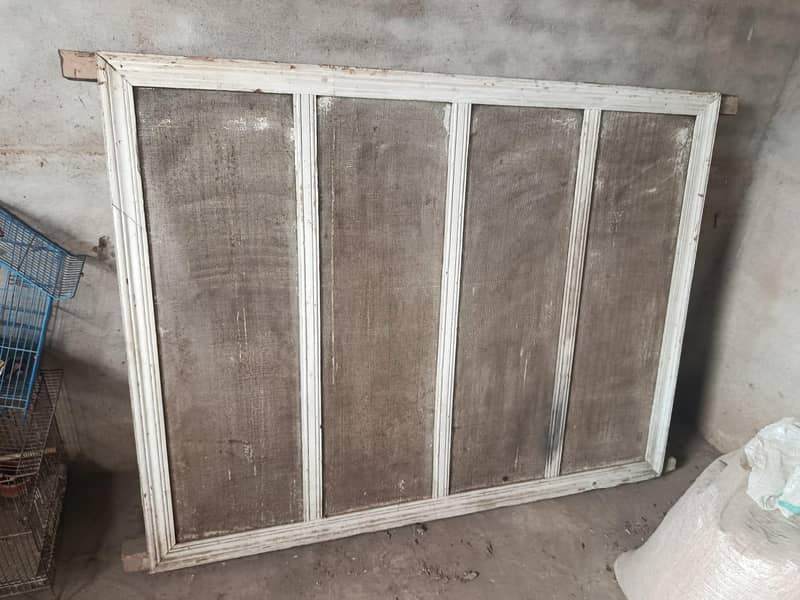 Solid wooden window 0