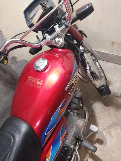 united 70cc
