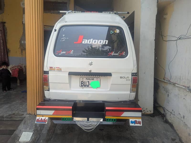 Suzuki Bolan 2012 0