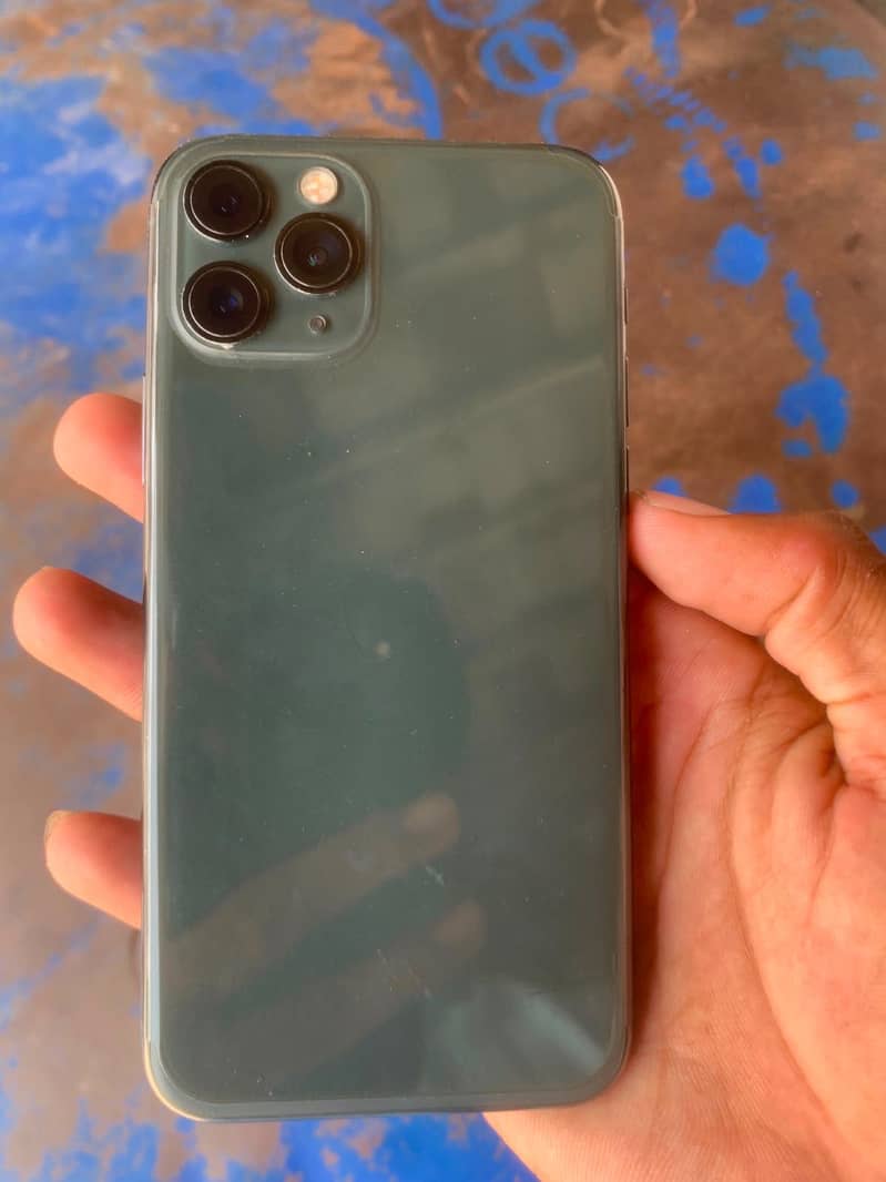 Apple iPhone 11 Pro 1