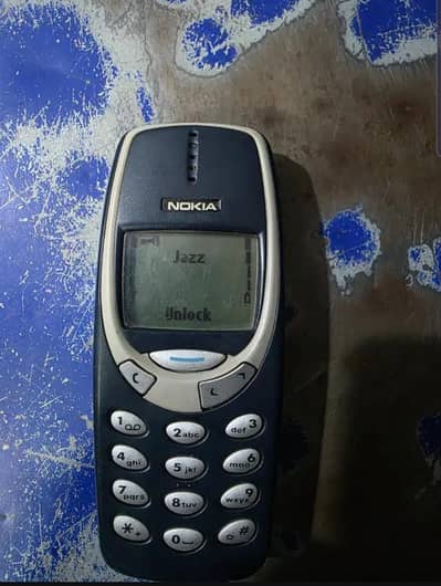 Nokia 3310 In with orignal battery and unopened