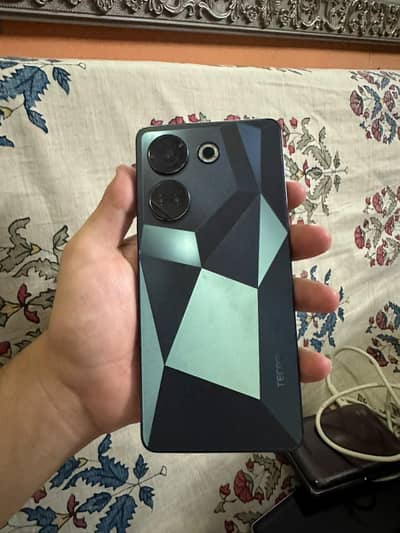 Tecno CAMON 20