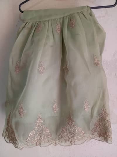 girl two piece embroidery dress size 32 for 4-5 years