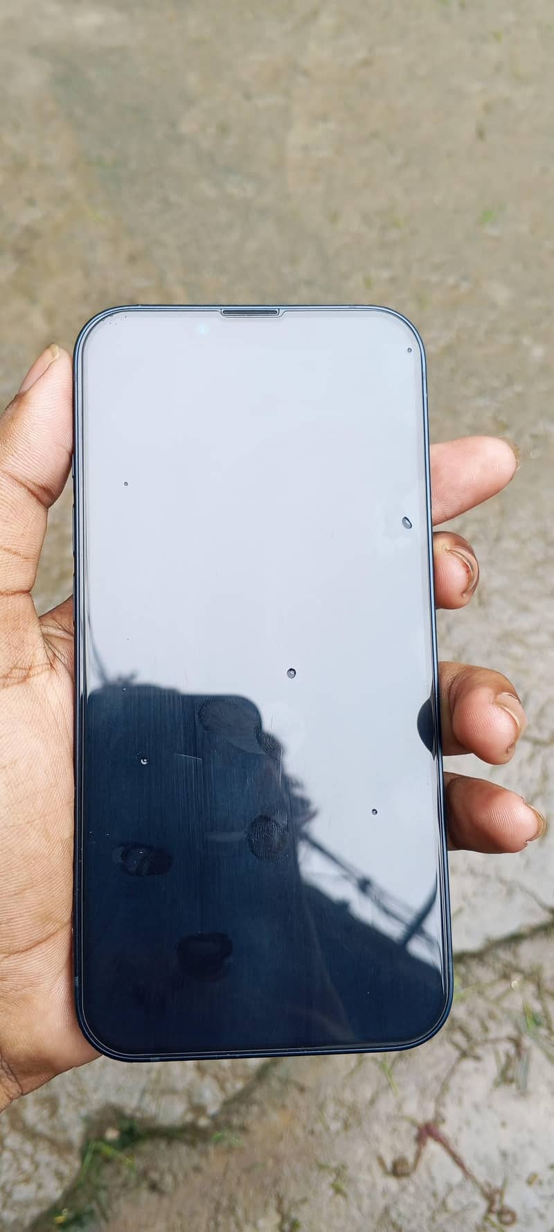 Apple iPhone 13 1