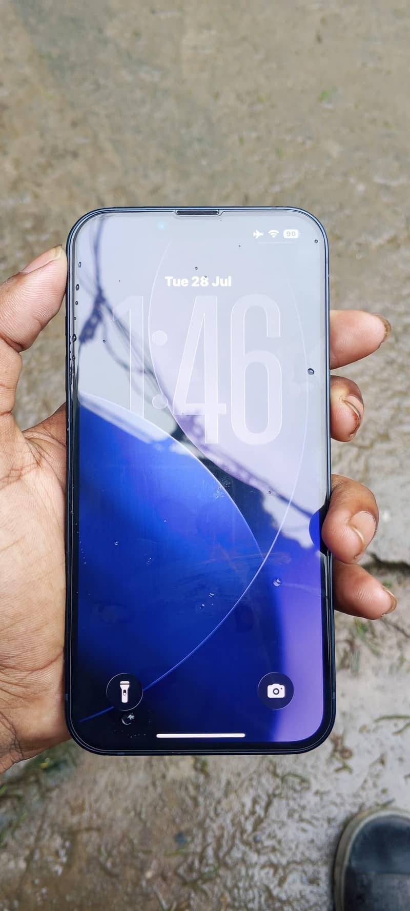 Apple iPhone 13 2