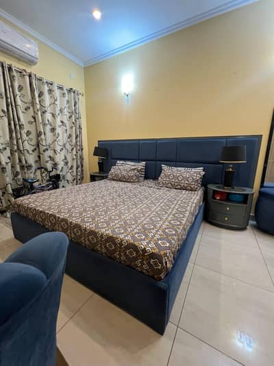 Luxury bedroom 8 piece set | Modern Valvet Finish | Exclellent quality