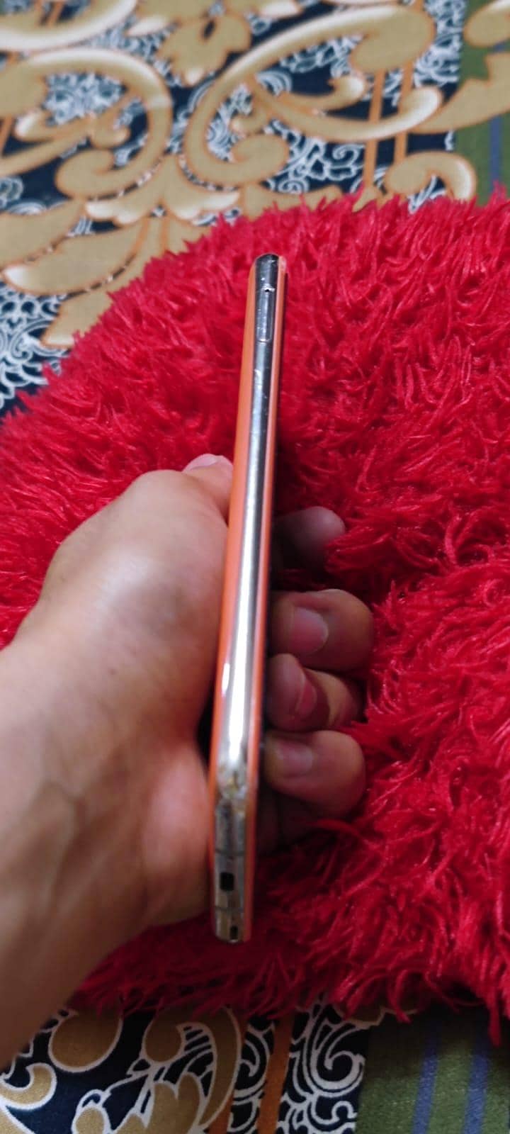 Sharp Aquos R2 2