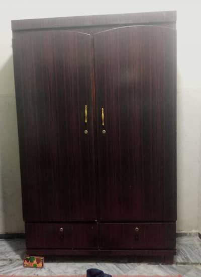 Almari Wooden