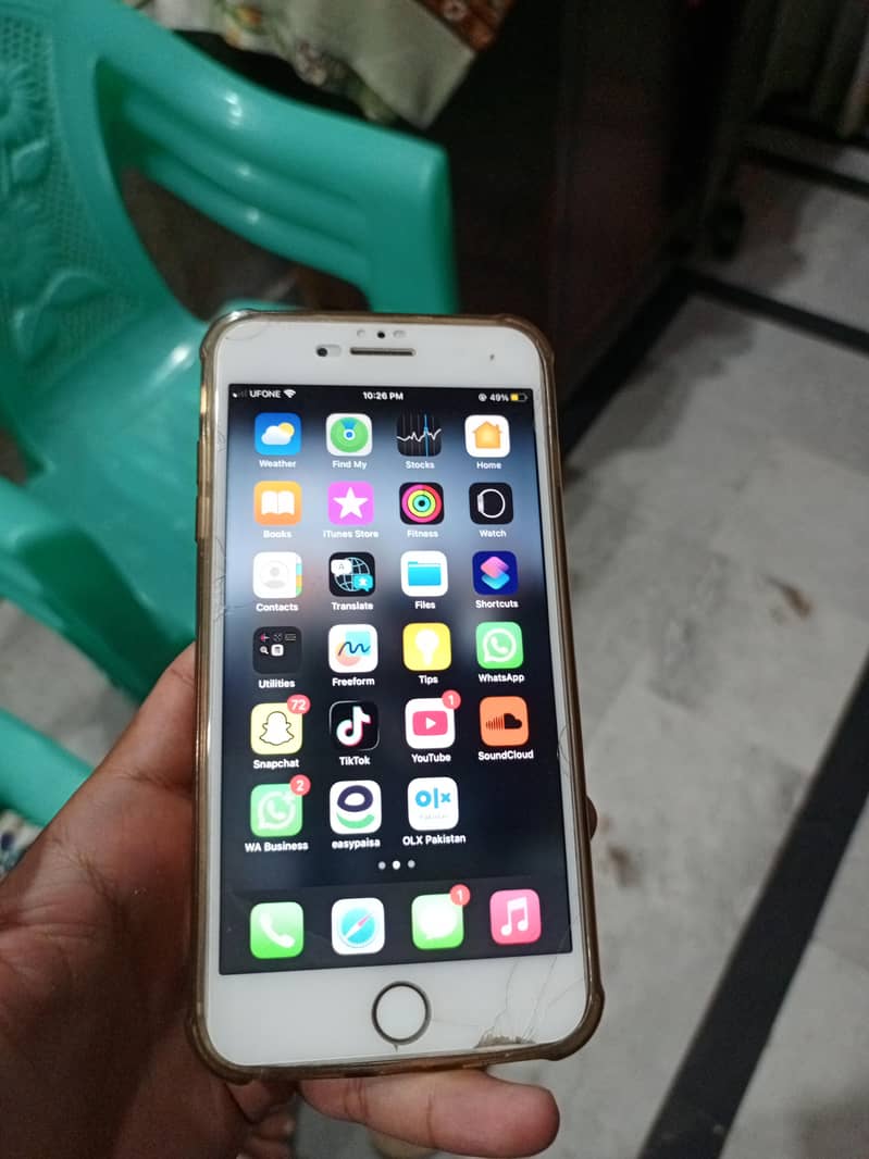 Apple iPhone 8 Plus 0