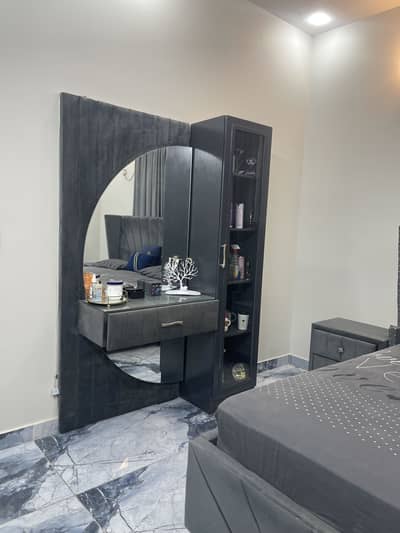 King size bed with dressing and drawers