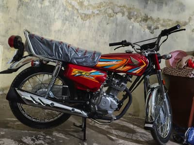 Bilkul Brand New Honda CG 125 (2026 Model) – Sirf 15 Din Use Hui!