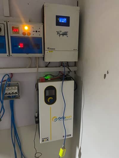 Solar Inverter 6kw with Lithium Battery for Sale