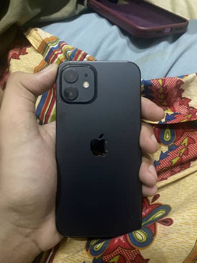 Apple iPhone 12