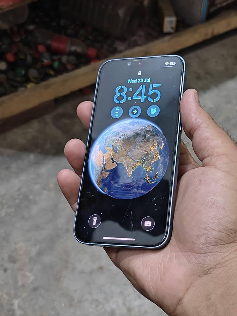 Apple iPhone 14 2