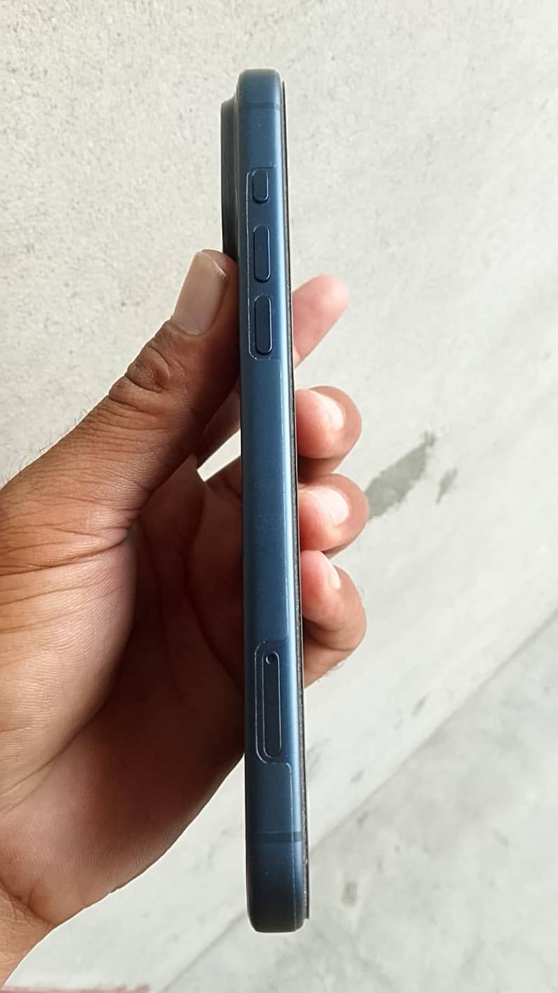 Apple iPhone 17 Pro Max 3