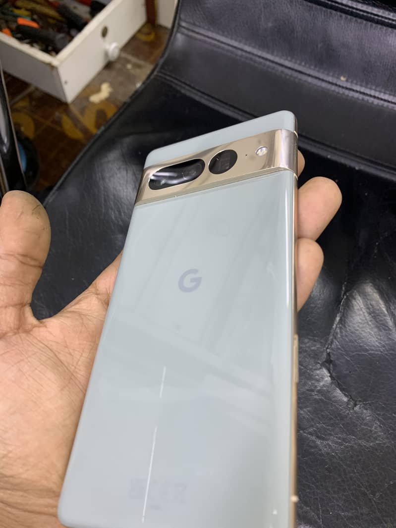 Google Pixel 7 Pro 2