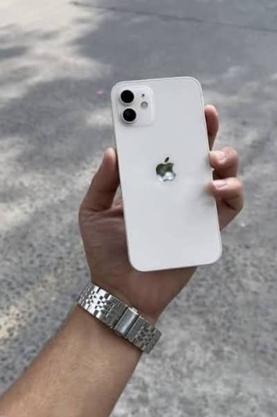 Apple iPhone 12