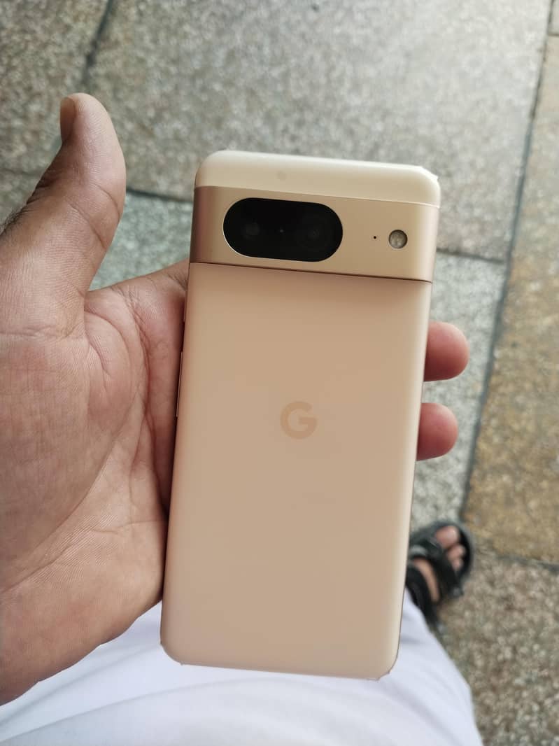 Google Pixel 8 3