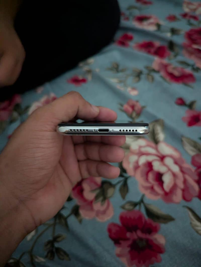 Apple iPhone X 1
